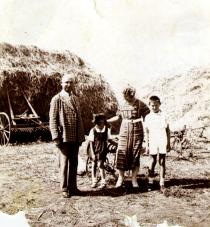 Magdalena Berger's family on their farm